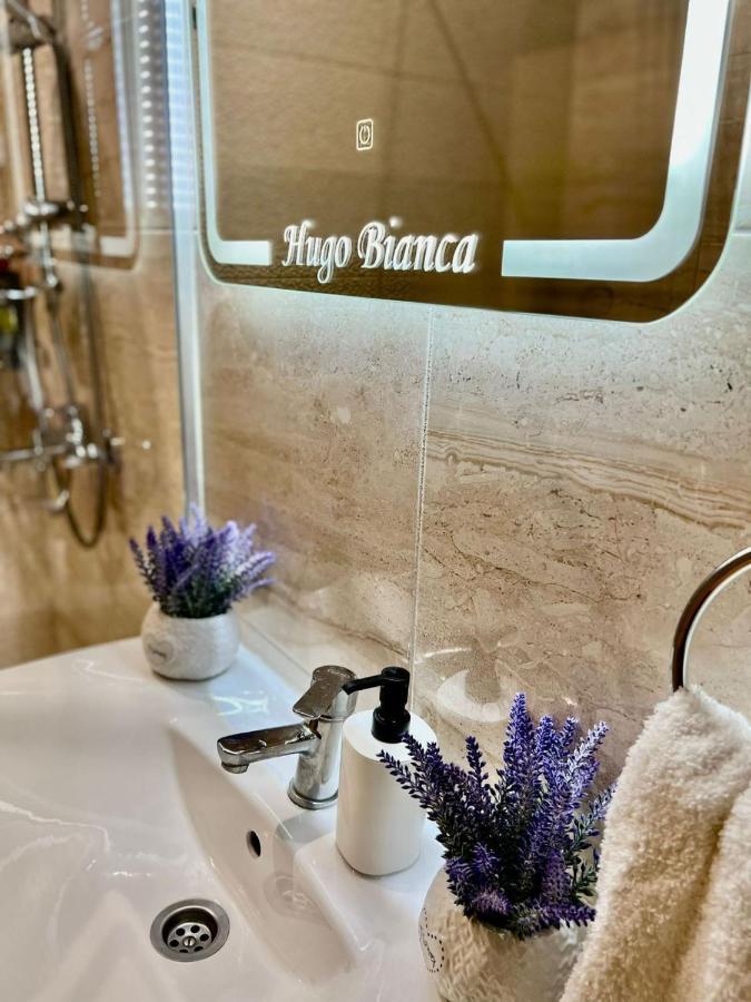 Appartamento Hugo Bianca LUX Belgrado Esterno foto